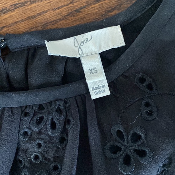 NWT Joie Silk Eyelet Top with Flutter Sleeves, Size XS - Picture 2 of 15